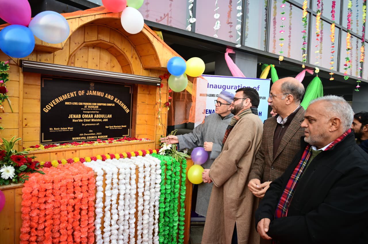'CM Inaugurates Rs. 100 Crore Projects in Budgam, Boosting Civic Infrastructure and Connectivity'