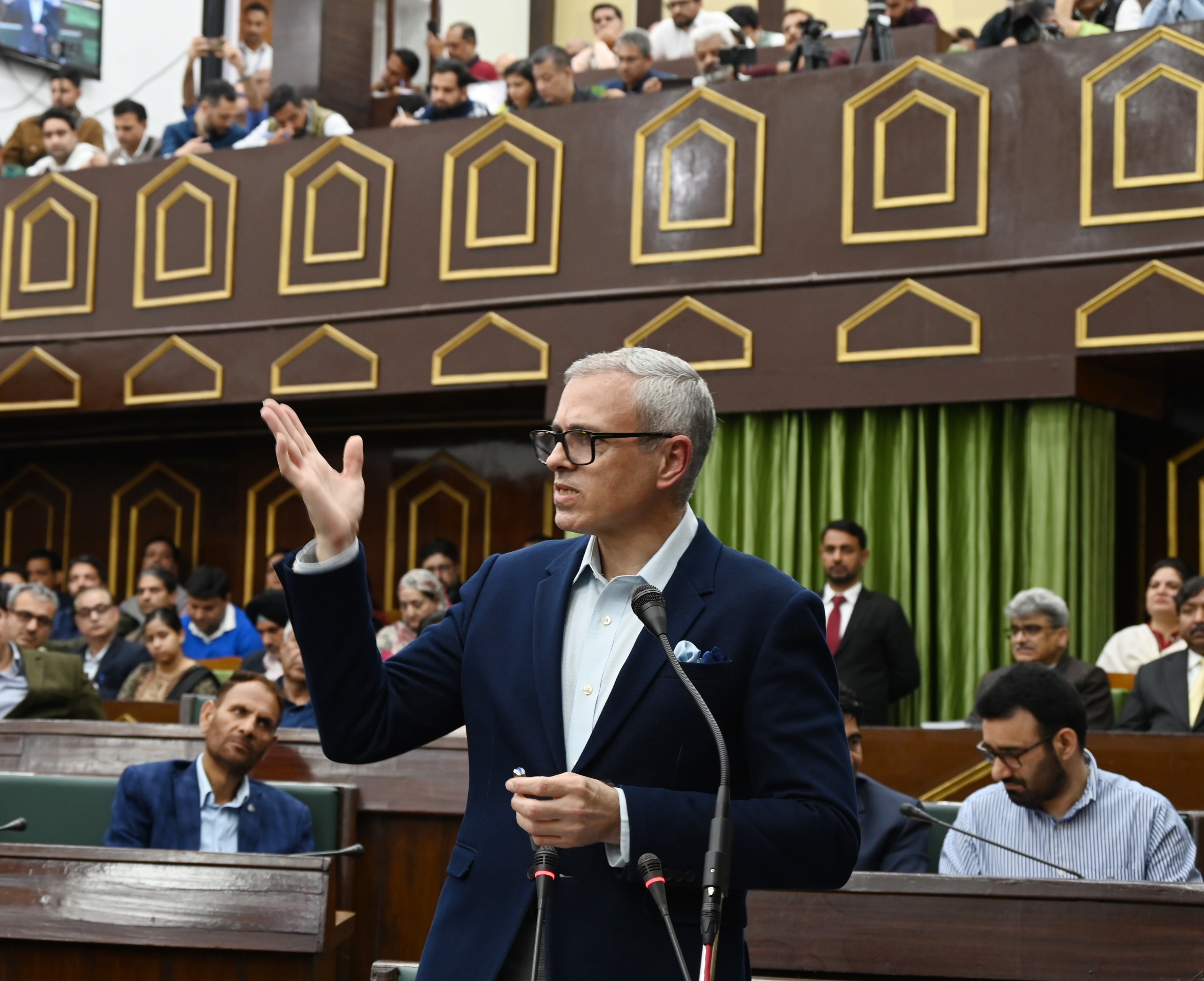 'CM Omar Abdullah announces committee to devise framework for regularization of Daily Wagers, sets 6 month deadline for report'