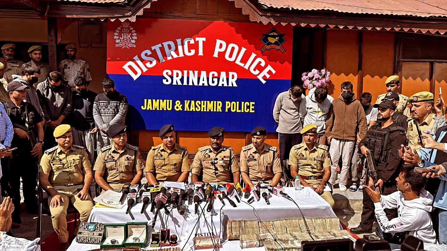 'Srinagar Police Uncover Inter-State Drug Network, Arrest 8; Seize 2.19 Lakh Pharmaceutical Tablets and Freeze Rs 1.07 Crore'