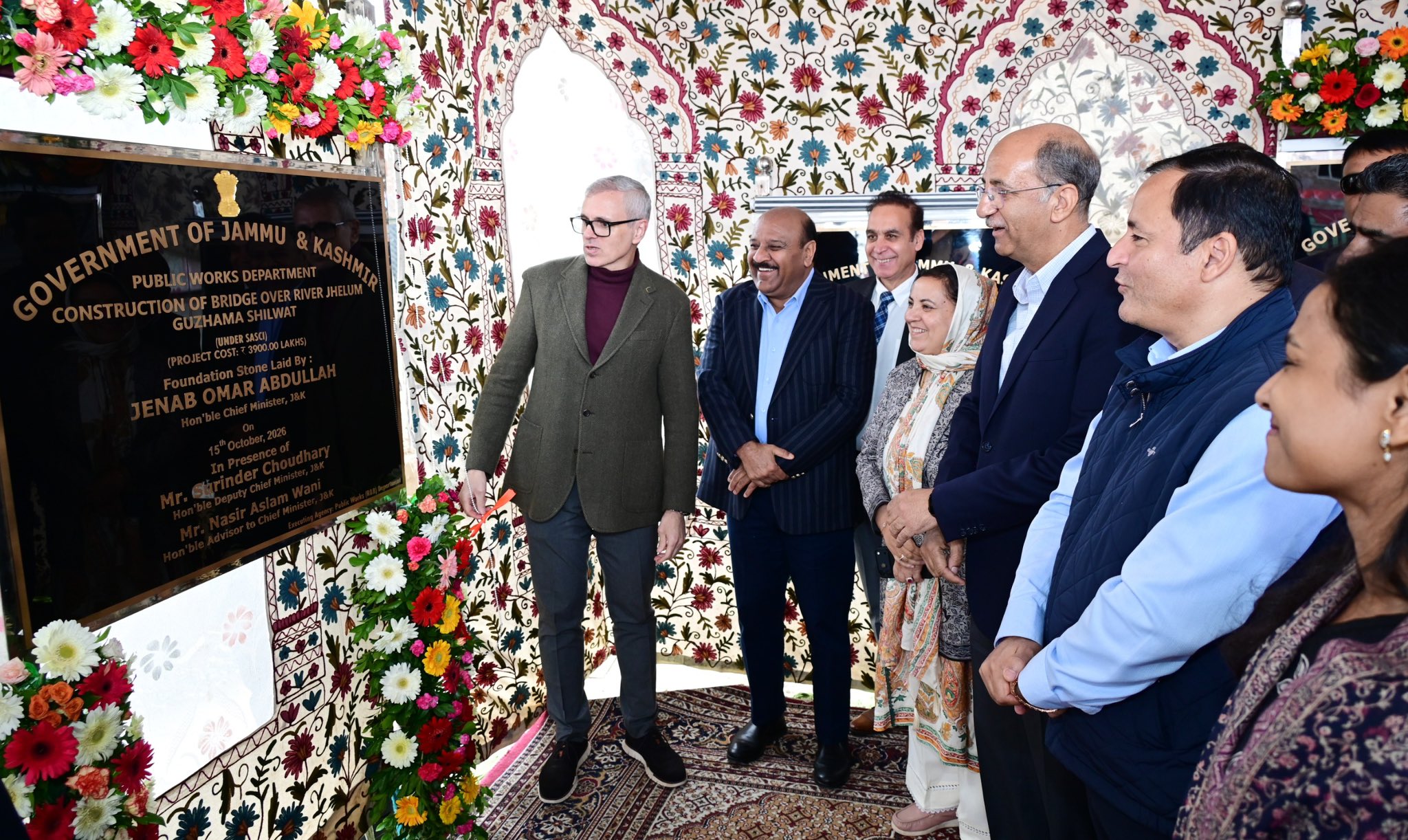 'CM Inaugurates, Lays Foundation Stones for Projects Worth Over Rs 58 Crore in Ganderbal'