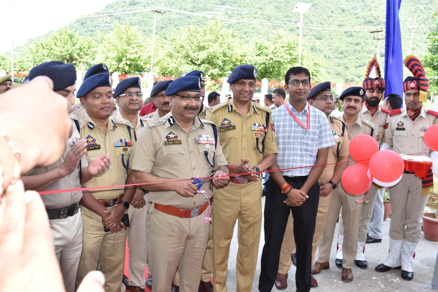 'DGP visits Katra; Inaugurates Police Station'