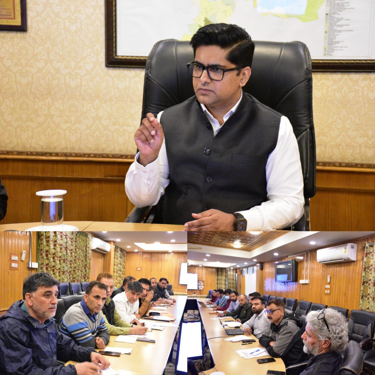 'Commissioner SMC reviews Clean Air efforts under NCAP'