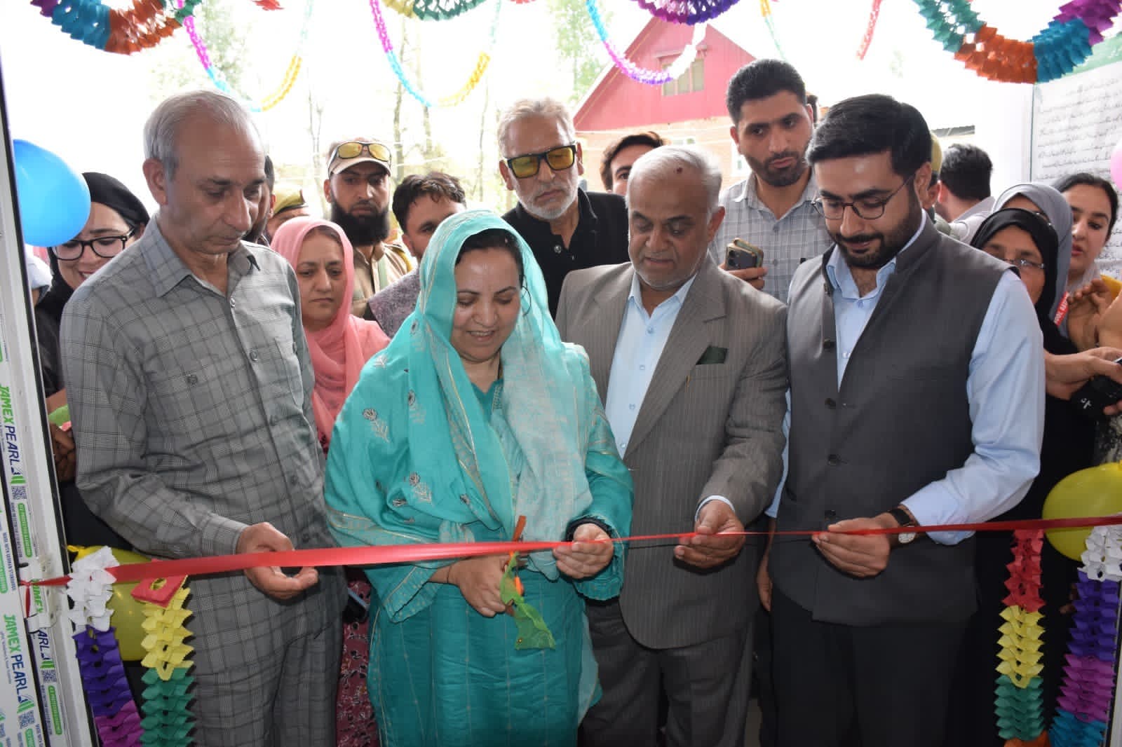 'Govt is focused on overall development of Jammu and Kashmir,with special emphasis on better healthcare and educational infrastructure, Sakeena Itoo '