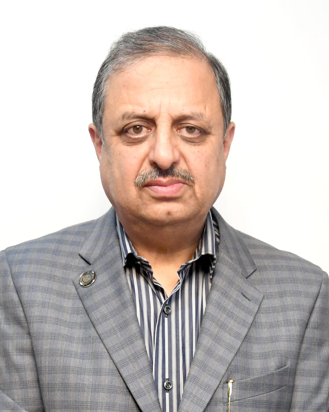 'JK Bank bids farewell to two of its top officers,  their contribution will always be remembered'