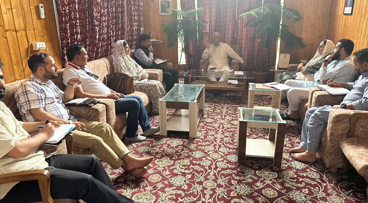 'Newly Appointed BJP Kashmir Division Office Bearers Meet Ashok Koul in Srinagar'