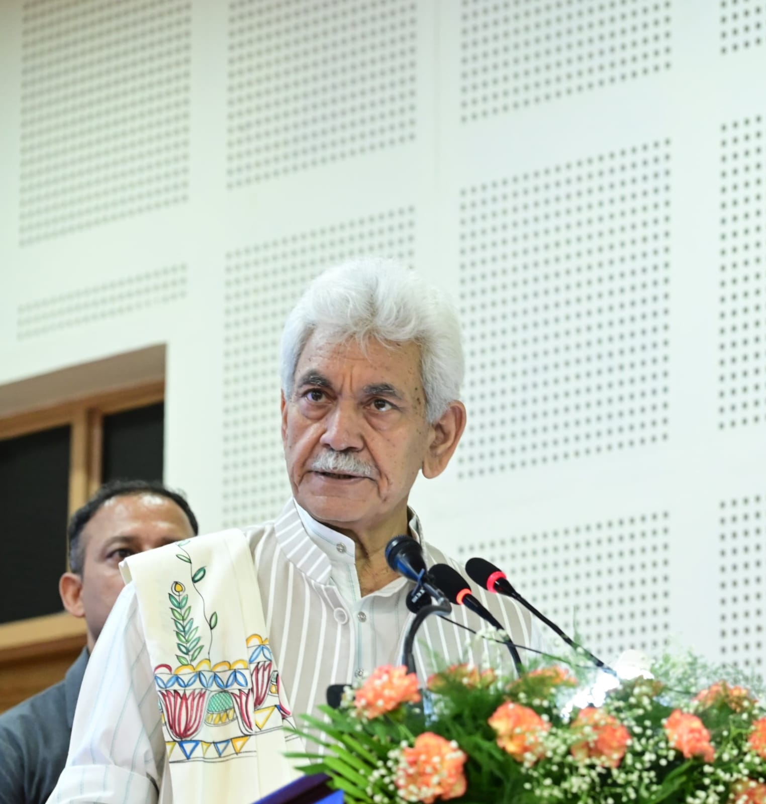 'Lieutenant Governor felicitates the Winners of Centre for Innovations in Public Systems (CIPS) Awards in Srinagar'