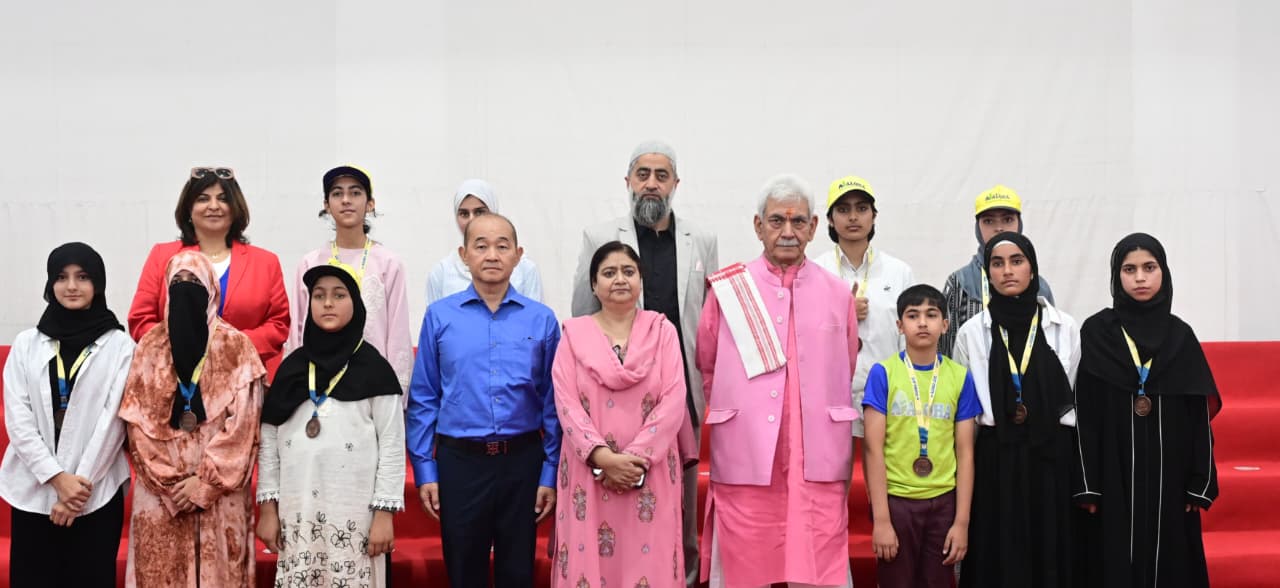 'LG Manoj Sinha Felicitates Winners of ALOHA State-Level Arithmetic Contest in Srinagar ,  Calls youth the driving force of J&K’s transformation'