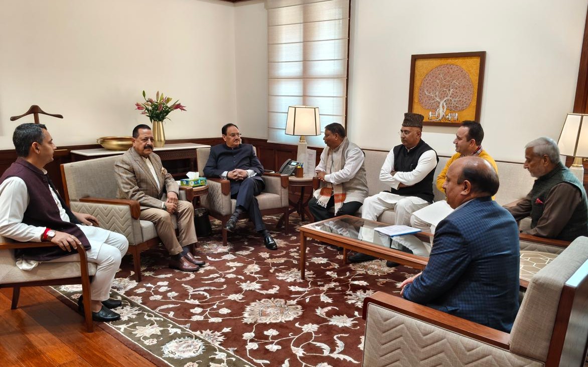 'High-Level J&K BJP Delegation Meets Union Health Minister Over SMVDIME MBBS Admission Concerns'