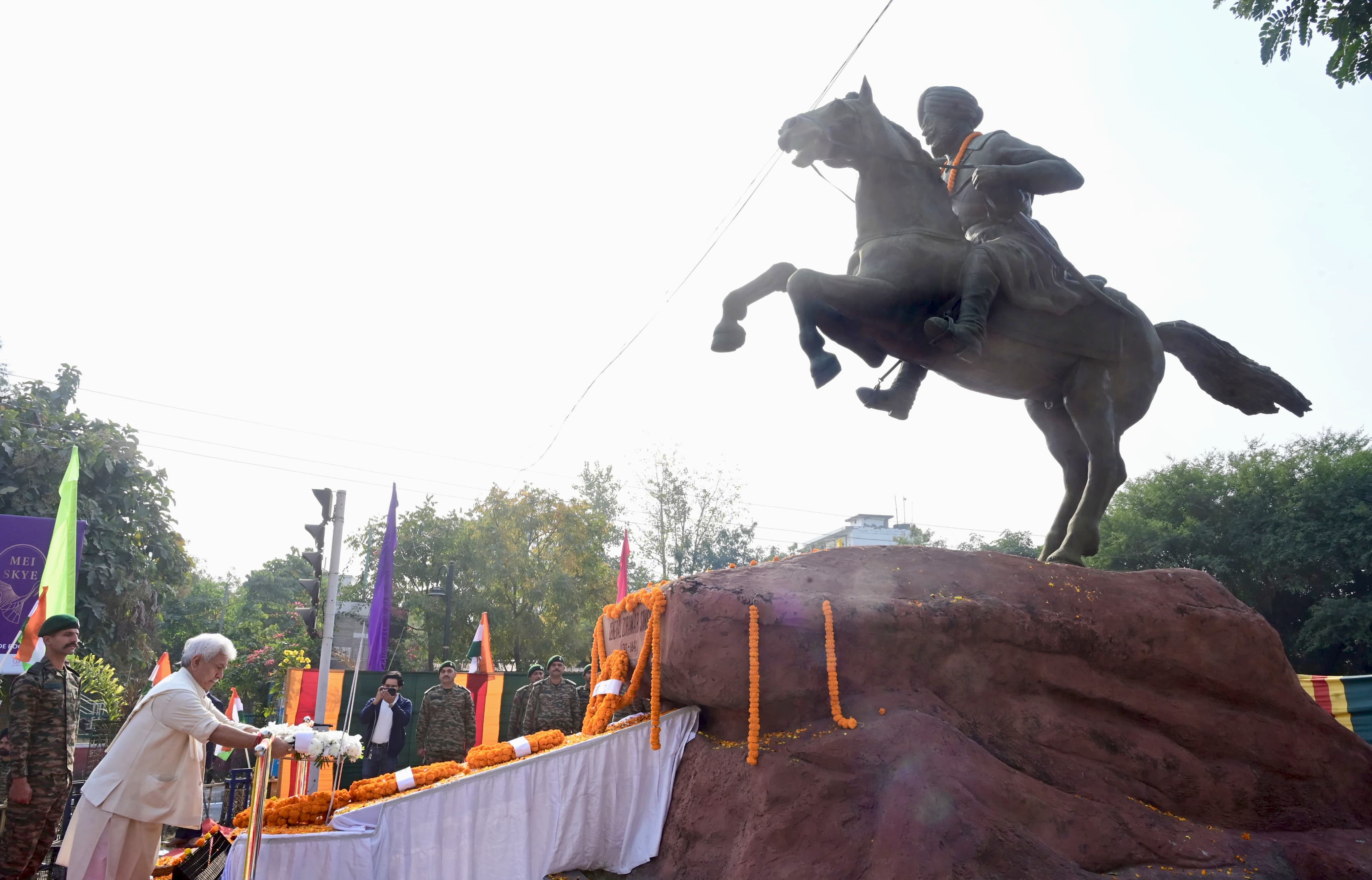 'Lieutenant Governor Pays Tributes to General Zorawar Singh on Martyrdom Day'
