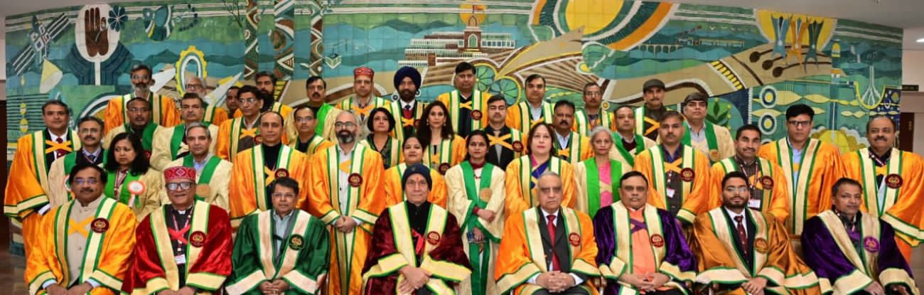'Lieutenant Governor Addresses 11th Convocation of Shri Mata Vaishno Devi University, Calls for Shift to Skill-Based Education, Knowledge Economy to Realise Developed India Vision 2047'