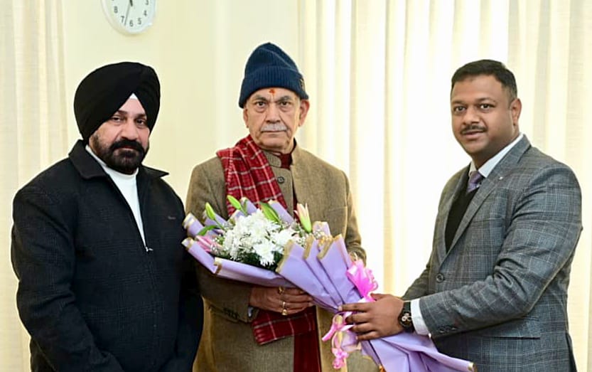 'Uchit Singhal Calls on Lieutenant Governor; Briefs on Jammu Railway Division’s Achievements'
