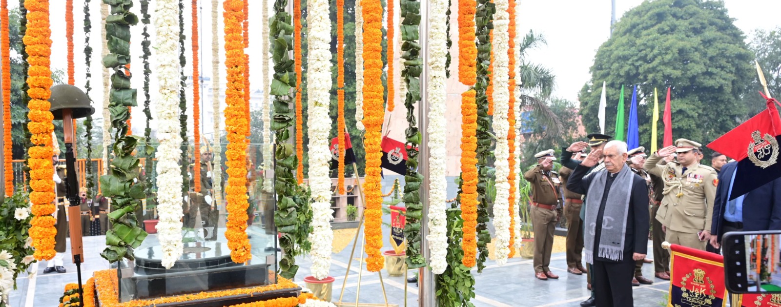 'LG Manoj Sinha Salutes J&K Police and CAPFs on Republic Day'