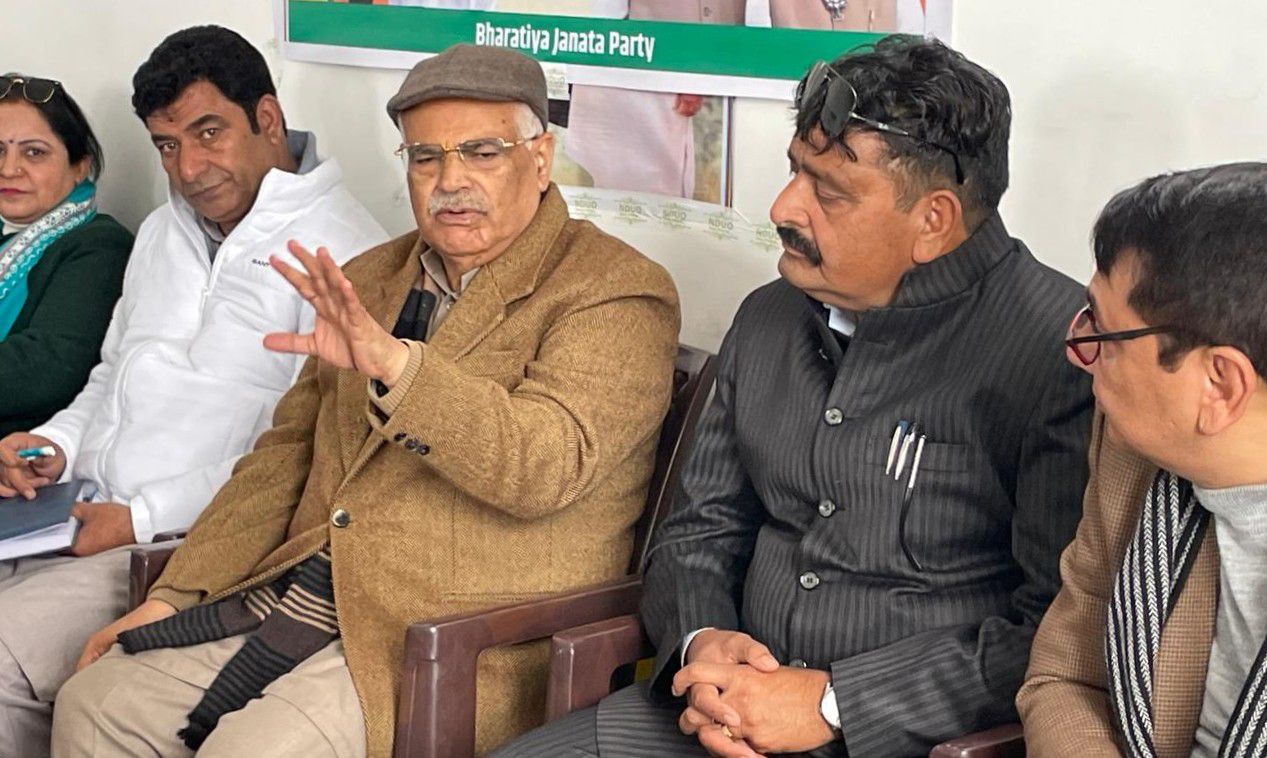 'Ashok Koul Addresses BJP Public Convention, Holds Organisational Review Meeting in Anantnag'