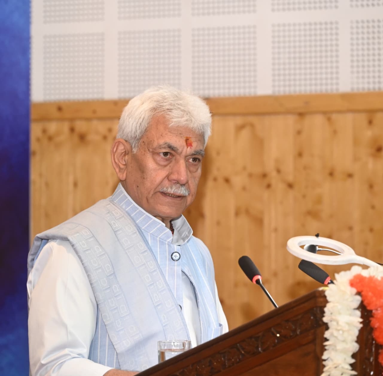 'LG Manoj Sinha Urges NCC Cadets to Lead Nation-Building with Unity and Values'