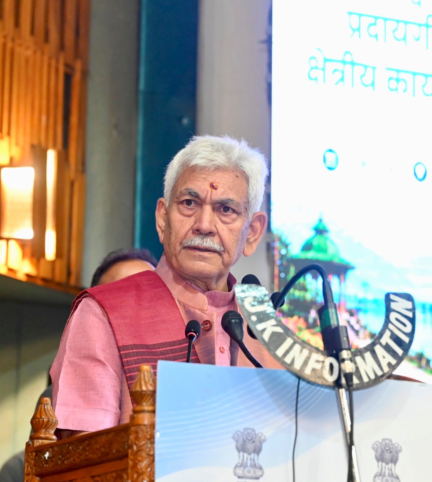'LG Sinha Showcases J&K’s Panchayat-Led Governance Model, Calls for Stronger Grassroots Service Delivery Across India'