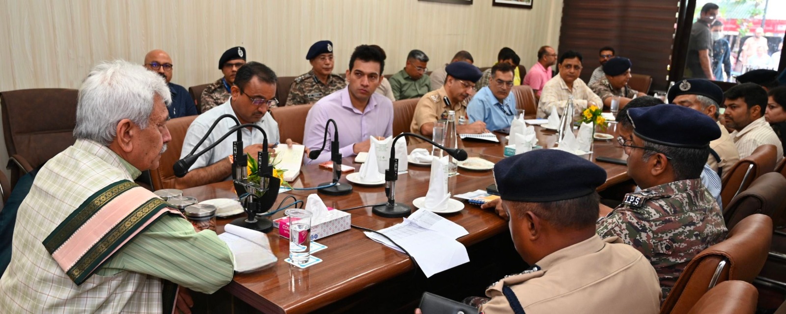 'LG Manoj Sinha Reviews Amarnath Yatra Arrangements at Bhagwati Nagar, Stresses Seamless Pilgrim Services and Promotion of Jammu Tourism'