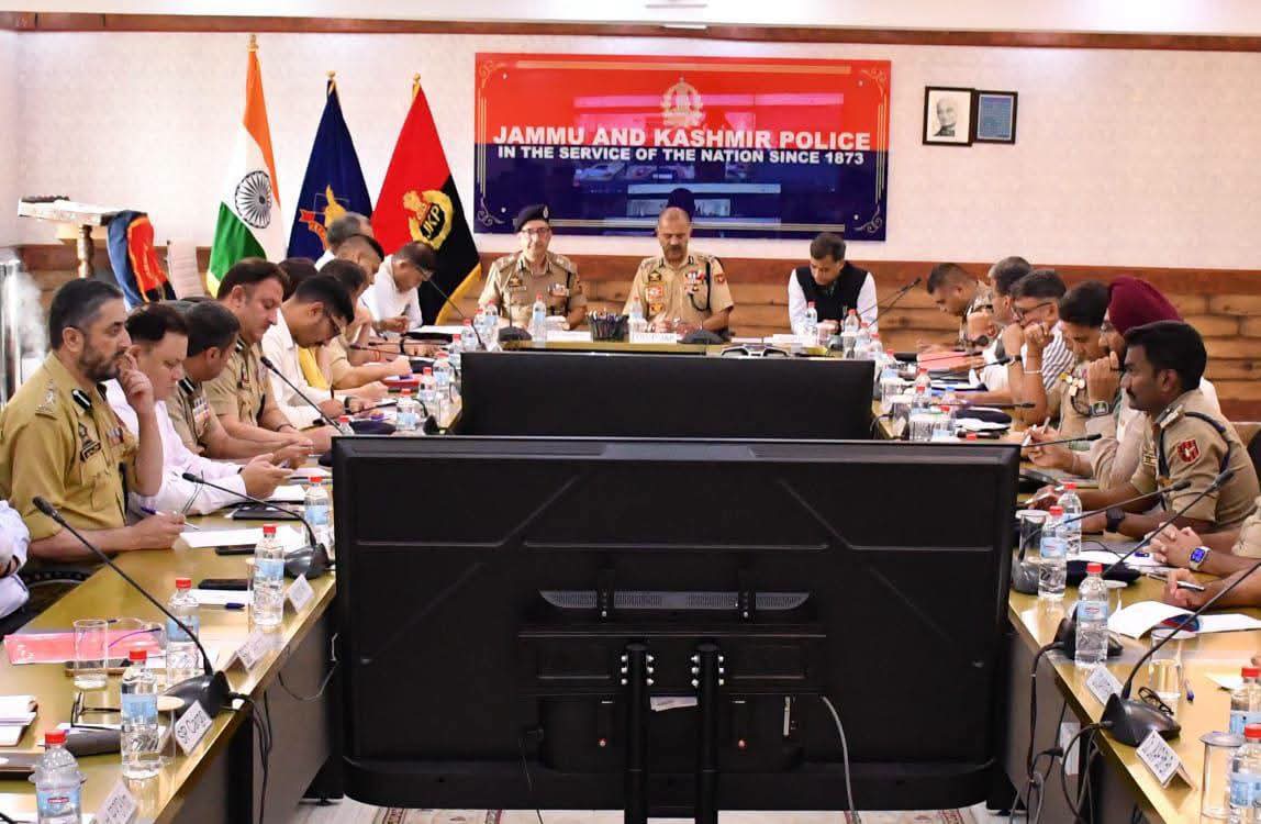 'DGP Nalin Prabhat Reviews Security Preparedness, Orders Enhanced Vigilance Across Jammu & Kashmir'