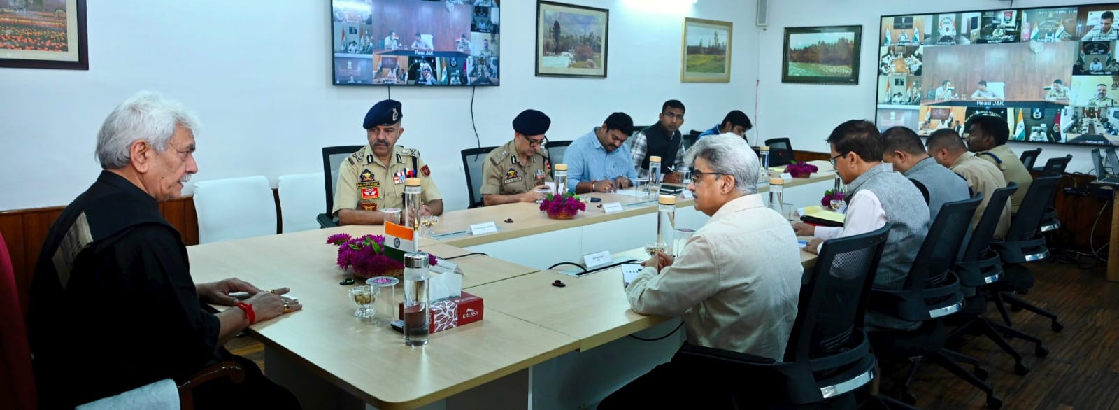 'LG Manoj Sinha Orders Comprehensive Safety Audit for Migrant Workers, Calls for Intensified Anti-Terror Operations'