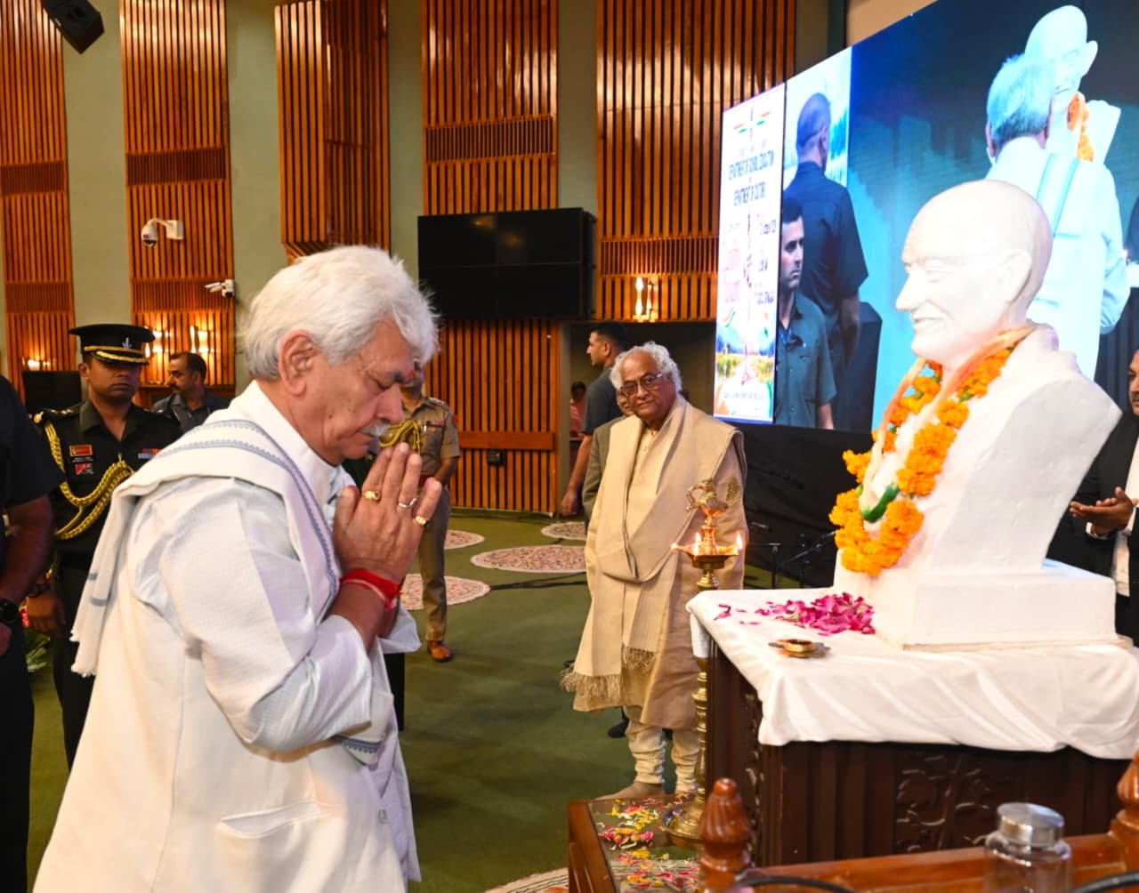 'LG Sinha Calls for Truth, Responsible Technology and Inclusive Development on Gandhi Jayanti'