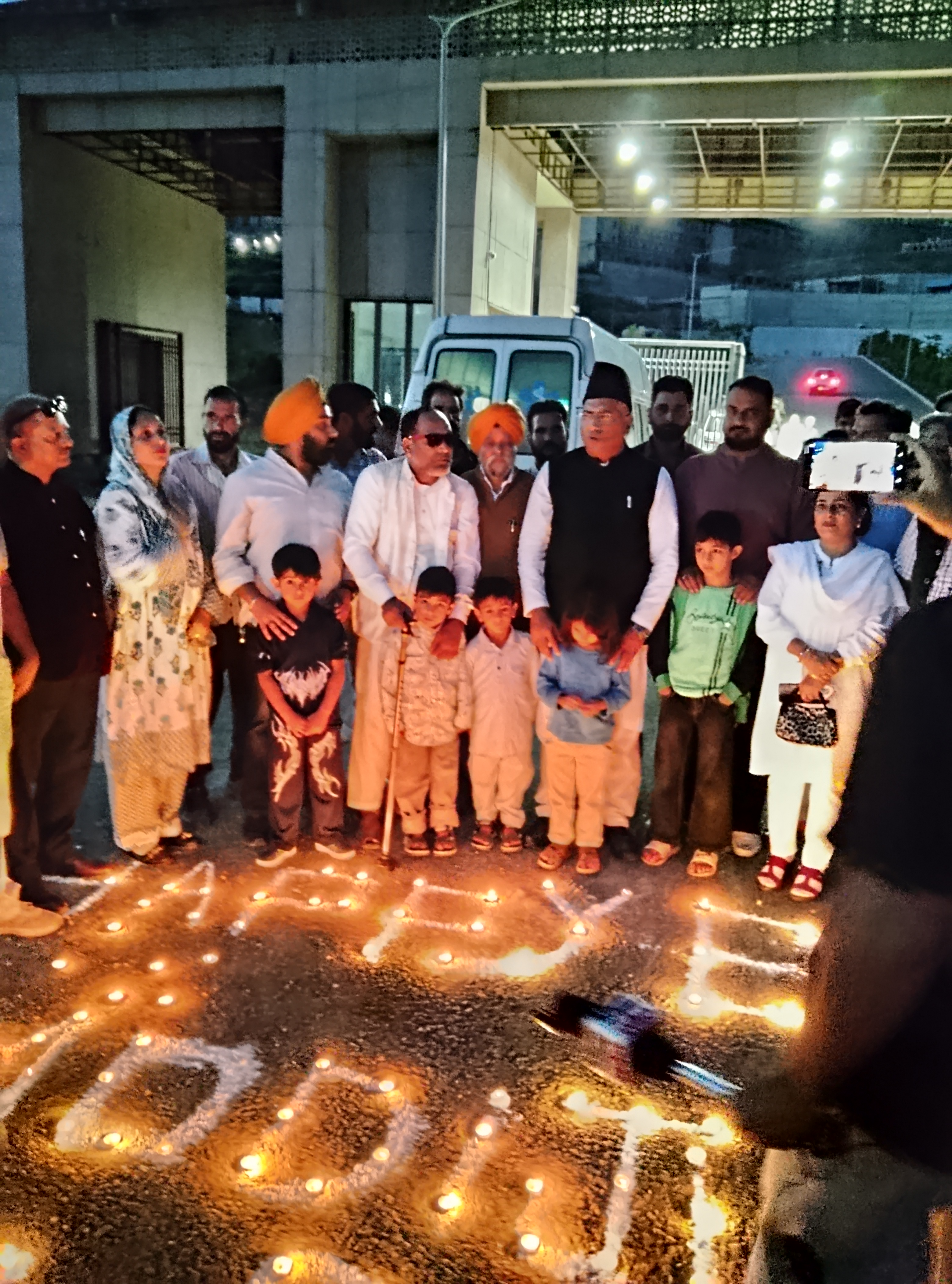 'MP Rajya Sabha Khatana Participates in ‘Ashirwad Ka Diya’ Programmes in Pulwama, Highlights ‘Viksit Bharat’ Vision'